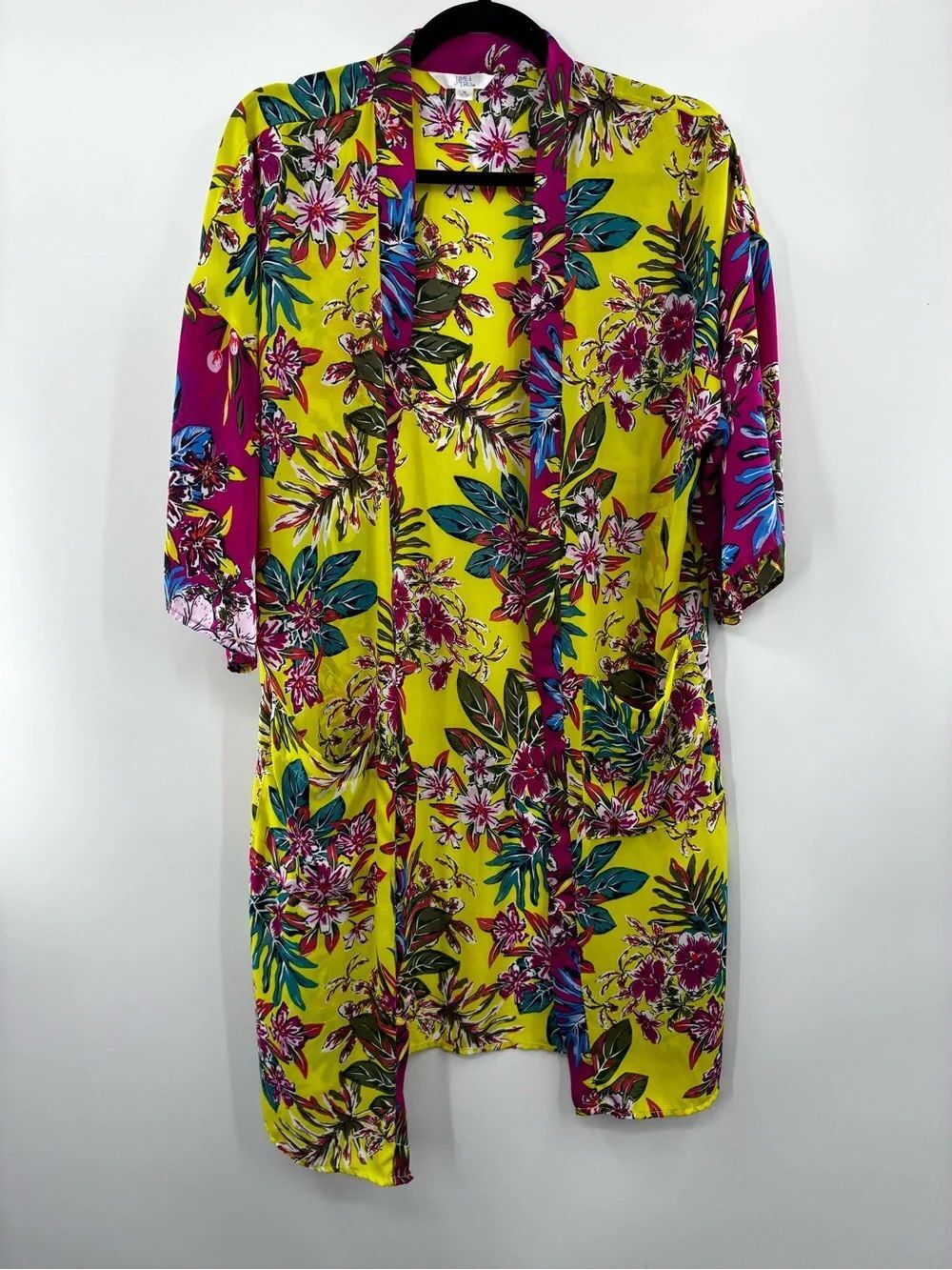 Time & Tru Bright Floral Kimono Cardigan in Yellow & Magenta size Small